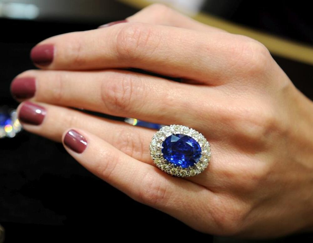 verenički prsten Kejt Midlton, Verenički prsten princeze Dajane