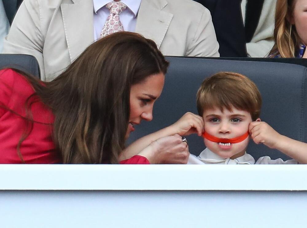 Princ Luj, Kejt Midlton