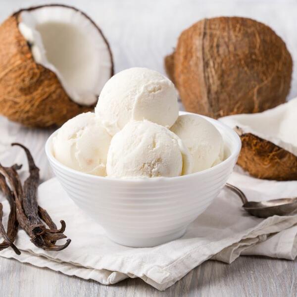 Nema jaja, za celu je porodicu i košta oko 500 dinara: Isprobajete osvežavajući DOMAĆI sladoled od kokosa