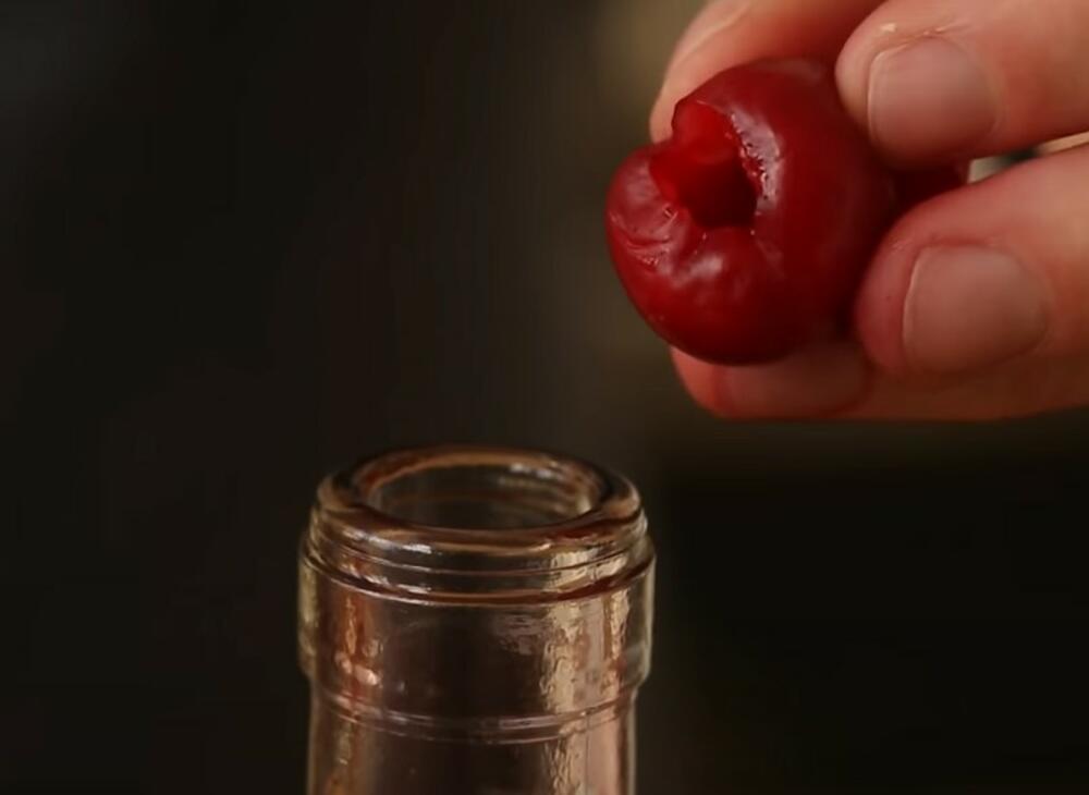 Trik za vađenje koštica iz trešnje i višnje