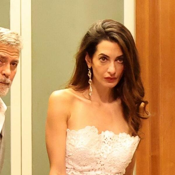 Za romantično veče udvoje ― ne može bolje! Mini-haljina Amal Kluni zbog kojih su je Italijani gledali hipnotisano