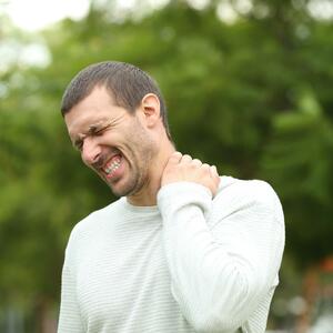 Rešite se bola u vratu: Dekompresioni sistem koji vas oslobađa napetosti i tegoba
