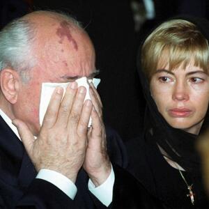 Njena smrt ga je SLOMILA: Gorbačov je bio jedini sovjetski lider koji je isticao svoju PRVU DAMU i njihovu ljubav