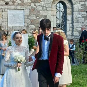 Udala se ćerka Anice Dobre: Nakon crkvenog venčanja upriličena zabava, majka nije mogla da sakrije sreću