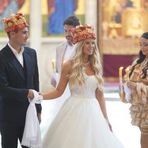Prve fotografija sa venčanja Đorđa Đokovića: Mlada poput kraljice u raskošnoj venčanici, mladoženja u teget odelu
