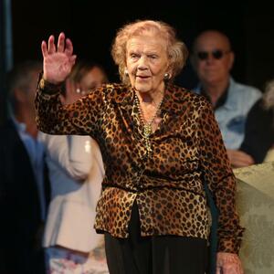 Najstarija glumica na svetu proslavila rođendan: Branka Veselinović napunila 104 godine, jednim pitanjem nasmejala sve