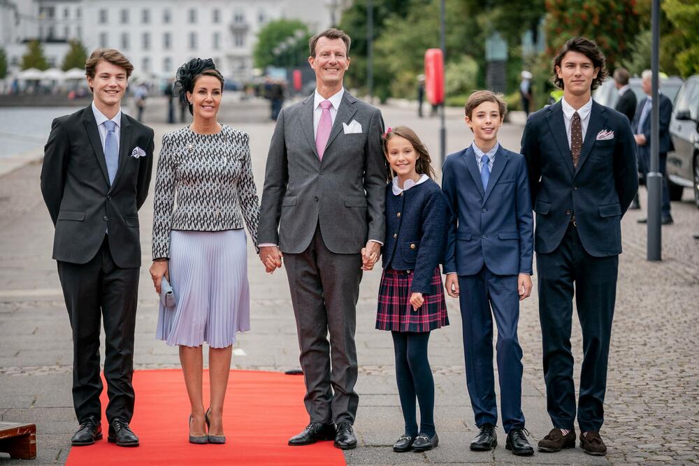 Princ Joakim s porodicom