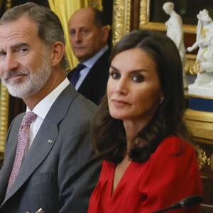 Ko je i kako izgleda prvi muž kraljice Leticije? Španija je zbog njega nije želela pored Felipea, a pomenuo ju je JEDNOM