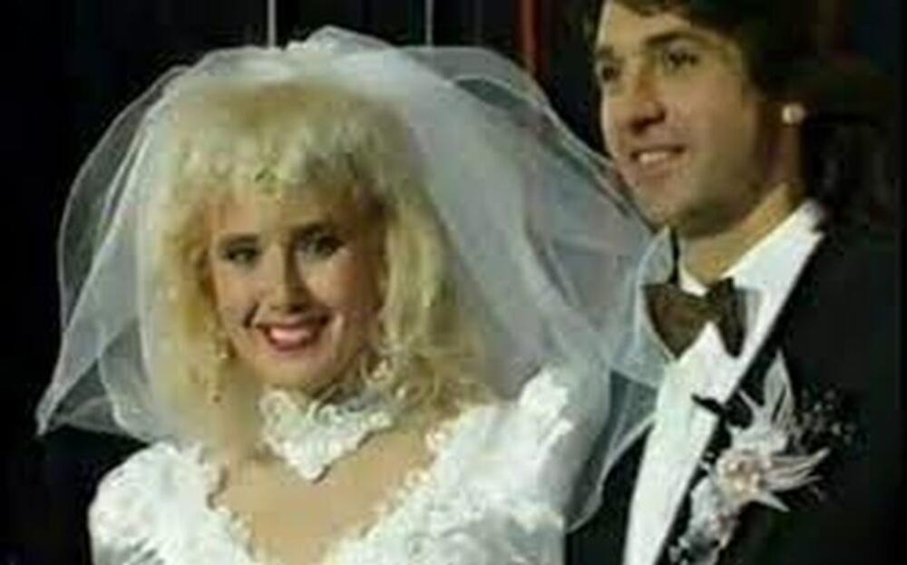 Lepa Brena i Boba Živojinović na svom venčanju