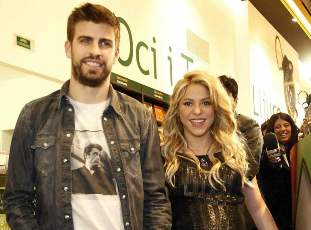 Šakira, Đerar Pike