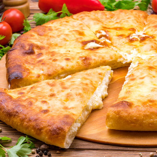 Starinski doručak prste da poližeš: Pita sa sirom BEZ KORA gotova za samo POLA SATA - mekana, vazdušasta i vrlo zastina