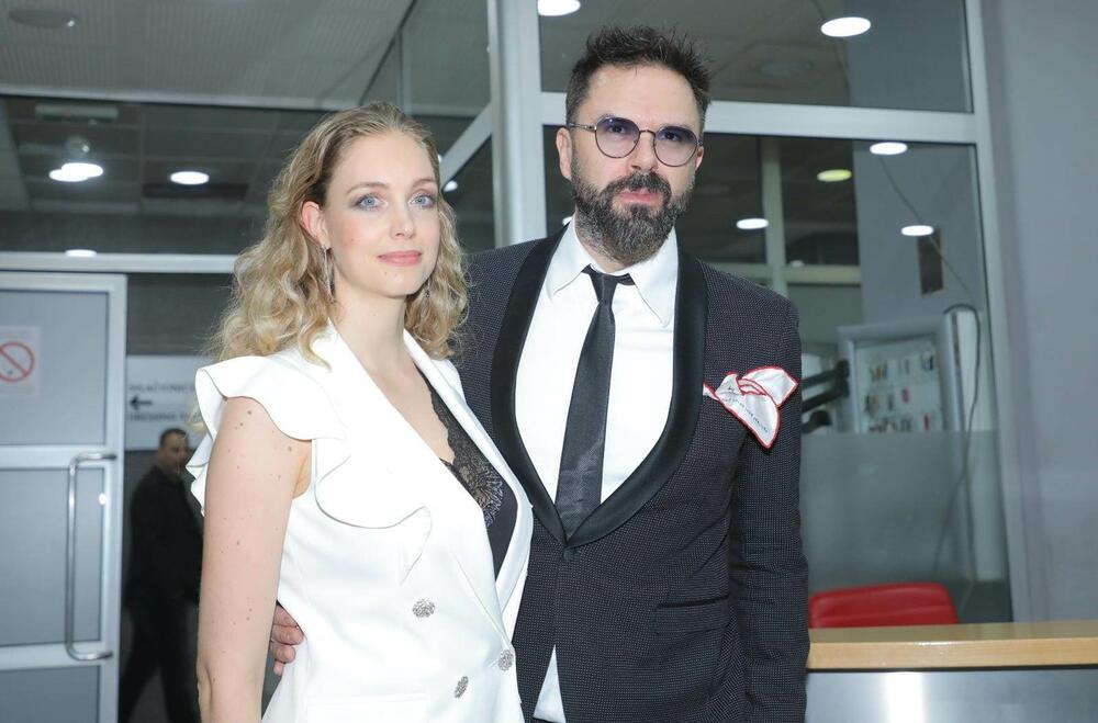 <p>Petar Grašo i Tonči Huljić imaju vrlo zanimljiv odnos, a bili su bliski i pre nego što se pevač oženio Hanom.</p>