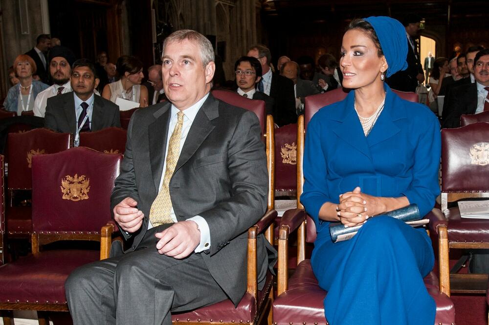 Šeika Moza bint Naser al Misned