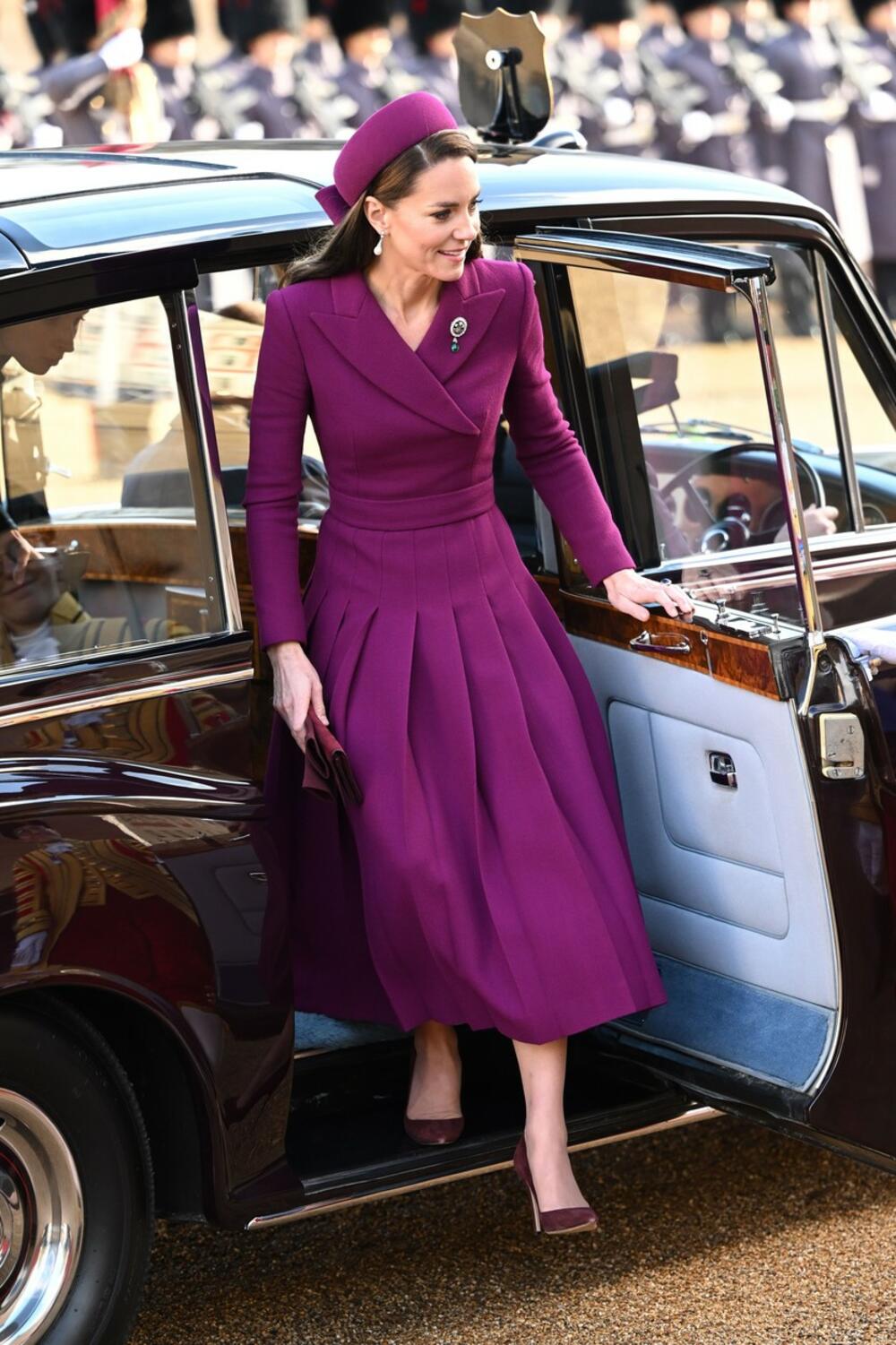 <p>Kejt Midlton maltene da nema modne promašaje. Princeza od Velsa još jednom pokazala zašto je nazivaju jednom od najbolje odevenih žena na svetu.</p>