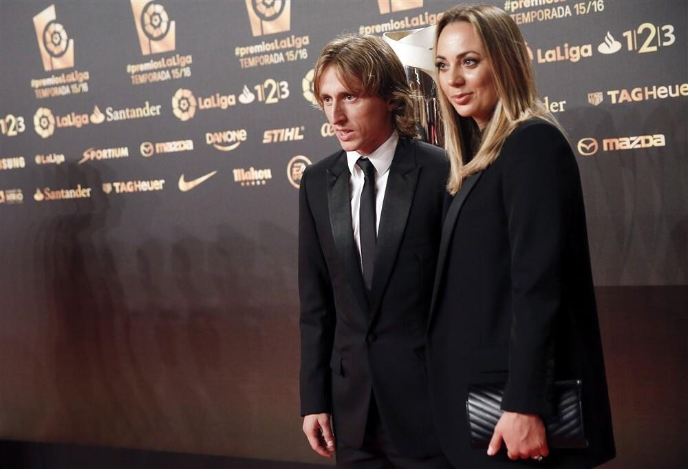 Hrvatski fudbaler Luka Modrić sa suprugom Vanjom Bosnić