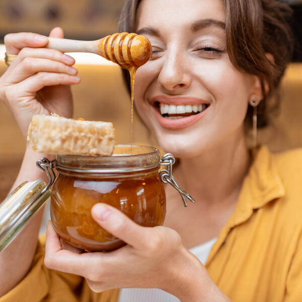 Da li dijabetičari smeju da jedu med? Nekoliko važnih stvari o omiljenom prirodnom zaslađivaču koje morate da znate