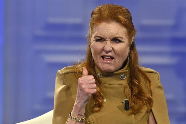 Šuška se - kao da je u zemlju propala: Gde je nestala Crvena đavolica nakon skadala sa omraženim princom Endruom?