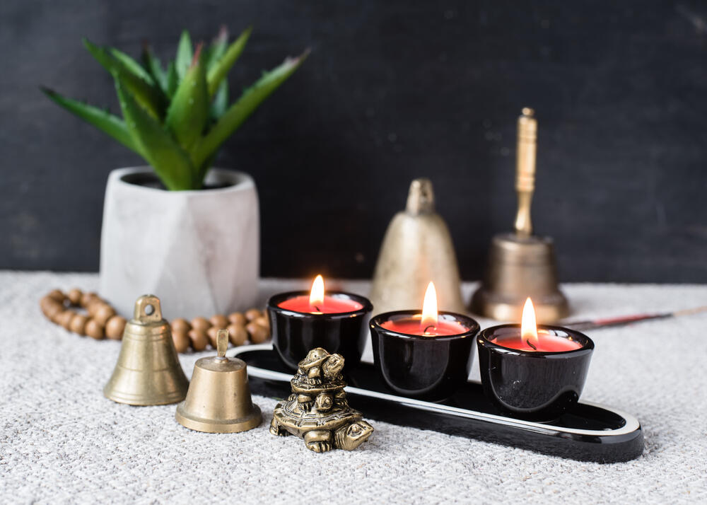 Mirišljave sveće za dekoraciju doma još jedan su feng šui trik za normalan protok energije