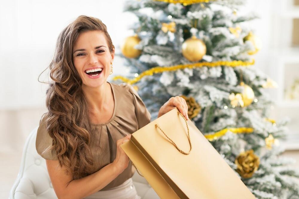 Ljudi rođeni za Božić u sezoni praznika dobijaju više poklona 🙃