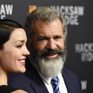 Alkoholizam, optužbe za nasilje u porodici i 34 godine mlađa devojka: Životni put Mela Gibsona praćen brojnim skandalima