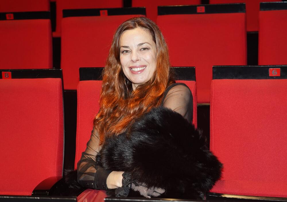 Katarina Radivojević je zablistala na večerašnjoj premijeri filma 'Oluja'