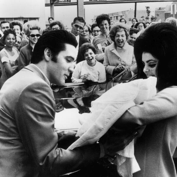KLETVA PORODICE PRISLI je odnela još jedan život: Smrt Elvisove ćerke – novo poglavlje tragične priče o kralju roka