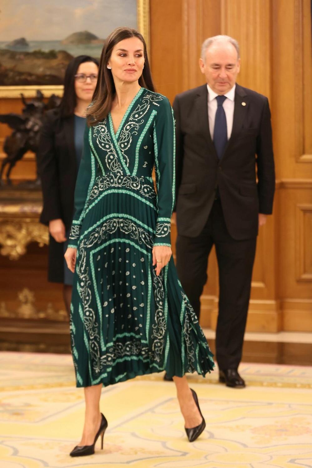 <p>Kraljica Leticija obukla je staru haljinu koju je već nosila i ponovo je oduševila svojom modnom kombinacijom</p>