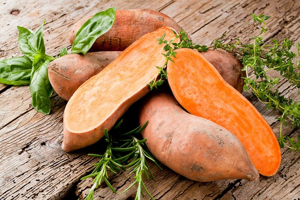 Slatki krompir (batat) obiluje biljnim vlaknima, a ima niži glikemijski indeks nego krompir