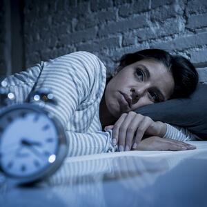 Nesanica je ozbiljan problem: Ako spavate manje od OVOLIKO sati ZNATNO VEĆA je šansa da doživite srčani udar