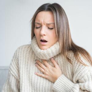 Nije samo srčani udar razlog, a svi su veoma ozbiljni: Koji su uzroci misterioznog bola u grudima?