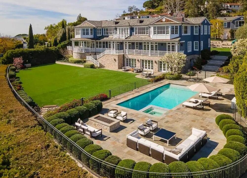 Kuća Dženifer Lopez i Bena Afleka u Los Anđelesu trenutno je oglašena za prodaju