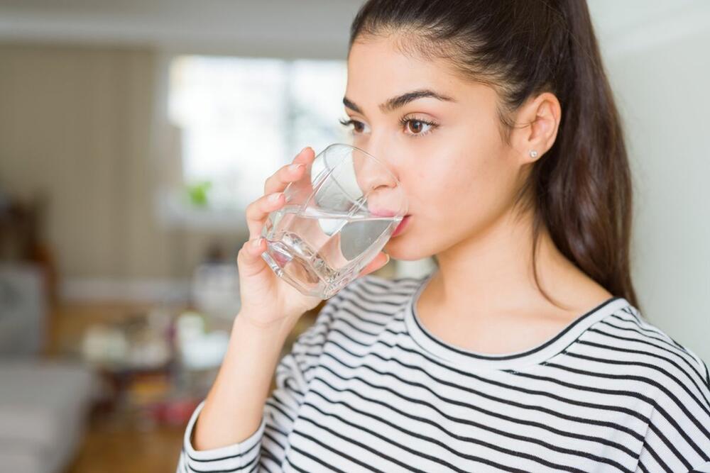 Povećan unos vode jedna je od najvećih tajni zdravog mršavljenja