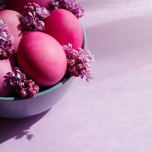 Kako da ofarbate jaja pomoću CVEKLE? Potpuno prirodno ćete dobiti NAJLEPŠU LILA boju (KORAK PO KORAK)