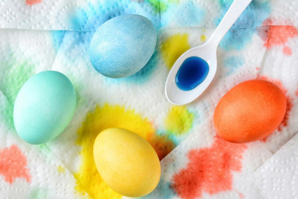 Fleke od farbanja uskršnjih jaja mogu se oprati lako ako pratite ovwe savete