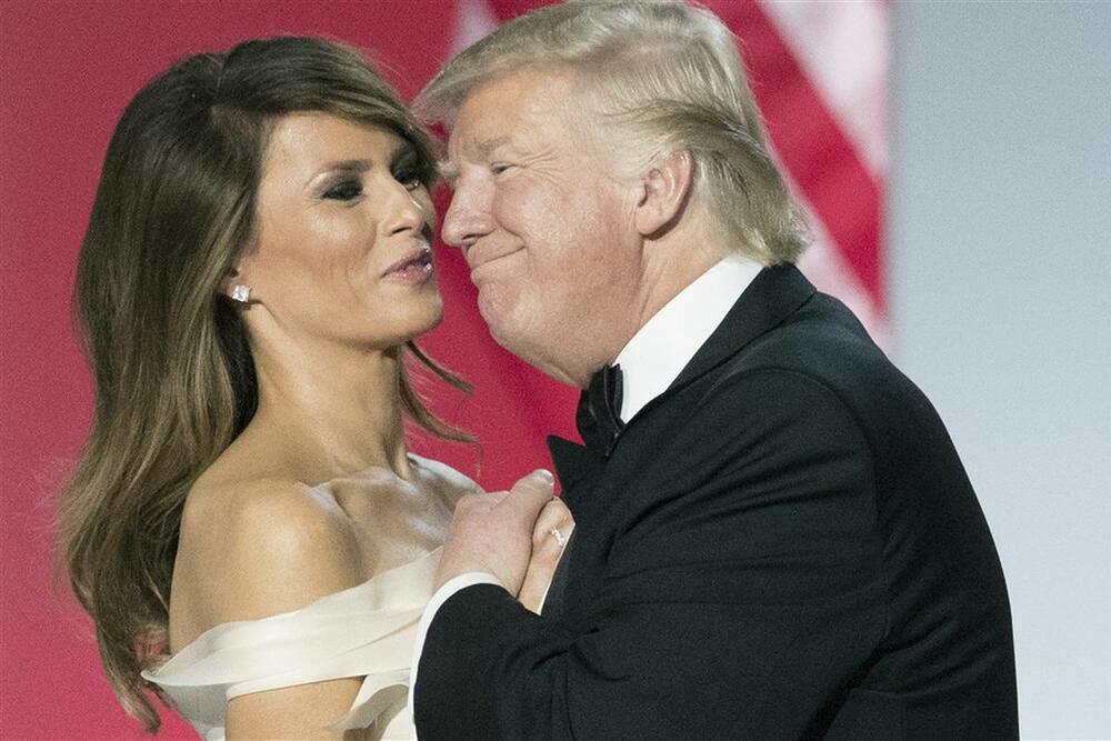 Melanija i Donald Tramp na inauguracionom balu