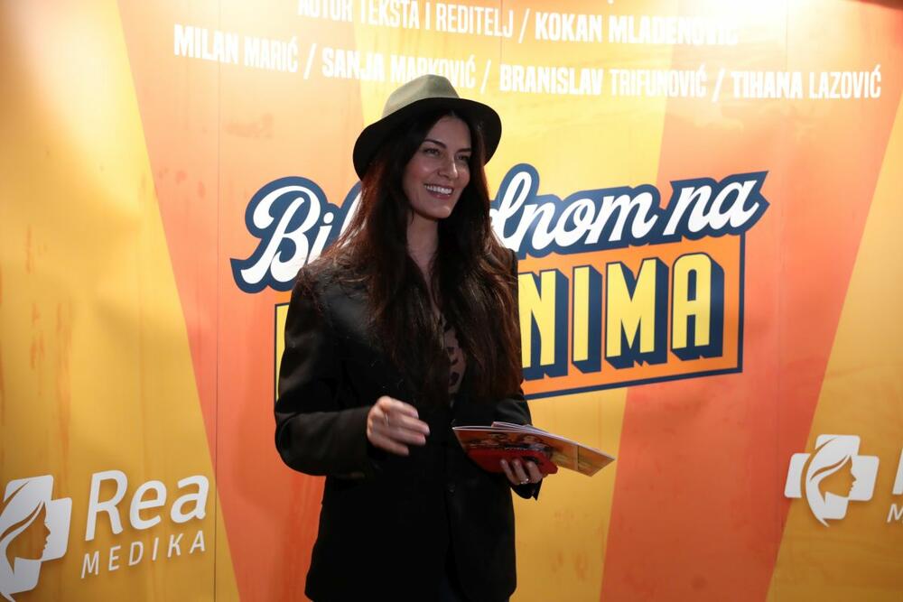 Voditeljka Marija Kilibarda na premijeri predstave "Bilo jednom na Brijunima " u Bitef teatru