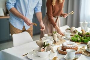 Da li se posti na Mladence? Predlog trpeze zbog koje će vas gosti hvaliti, a svekrva ljubomorno, ali ponosno gledati