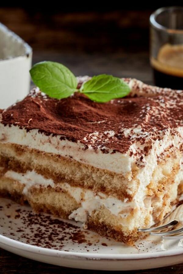 Kremasti dezert bez jaja koji se ne peče: Recept za preukusan tiramisu koji se topi u ustima