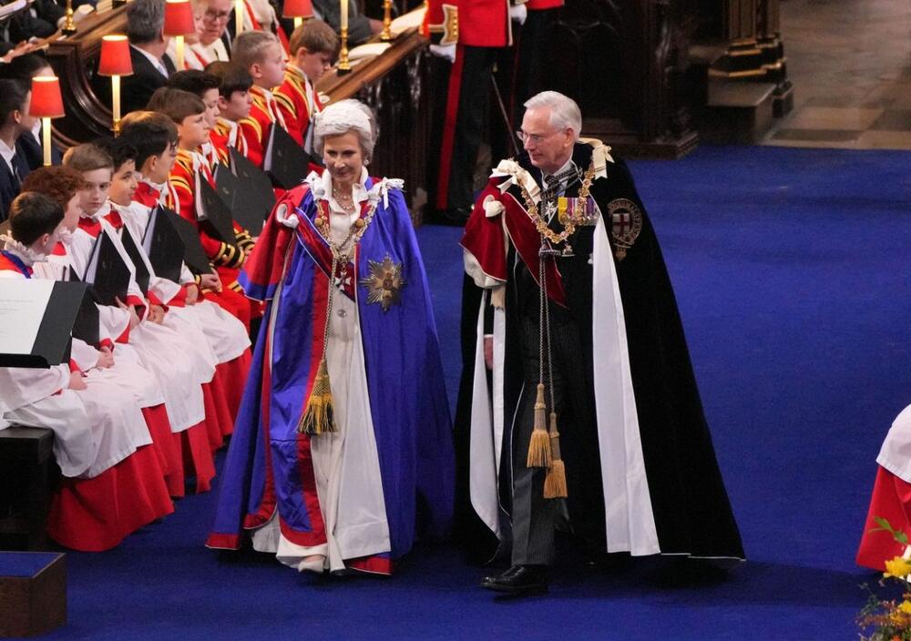 <p>Kralj Čarls III i zvanično je postao novi kralj Velike Britanije.</p>