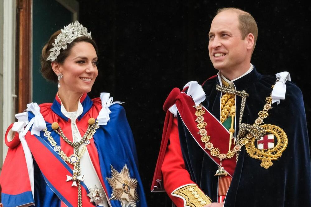 Princ Vilijam i Kejt Midlton naći će se na tronu nakon kralja Čarlsa i kraljice Kamile
