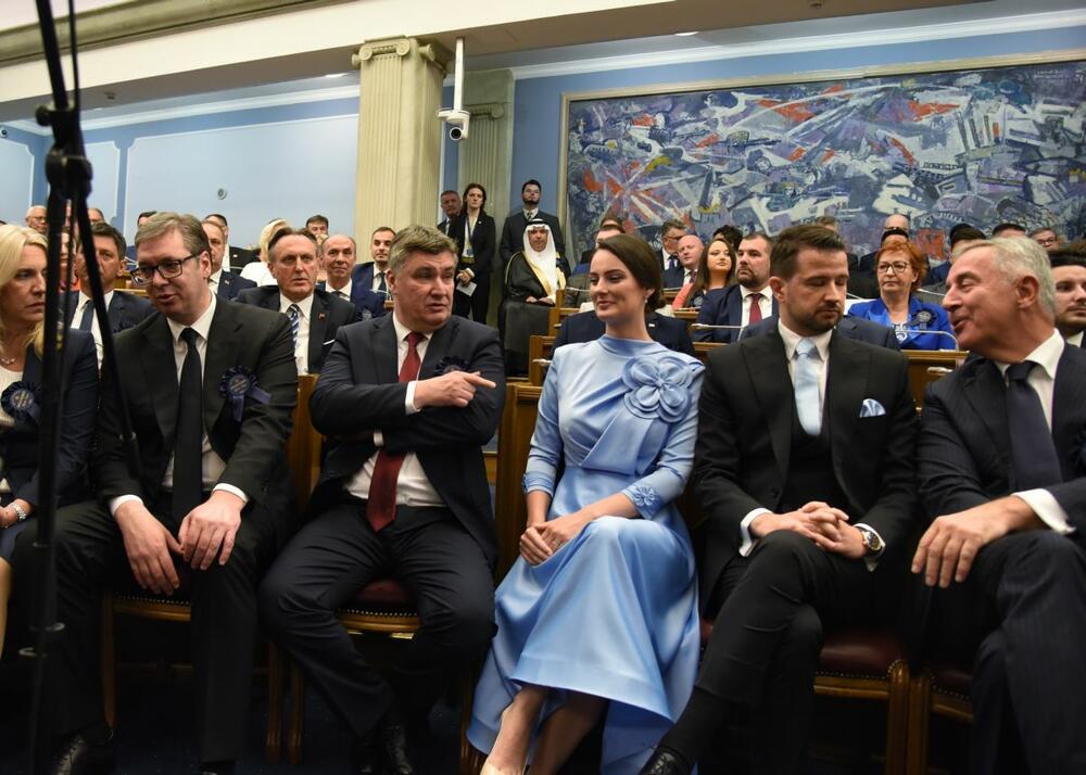 <p>Milena Milatović, supruga crnogorskog predsednika Jakova Milatovića, očarala je u elegantnoj haljini.</p>