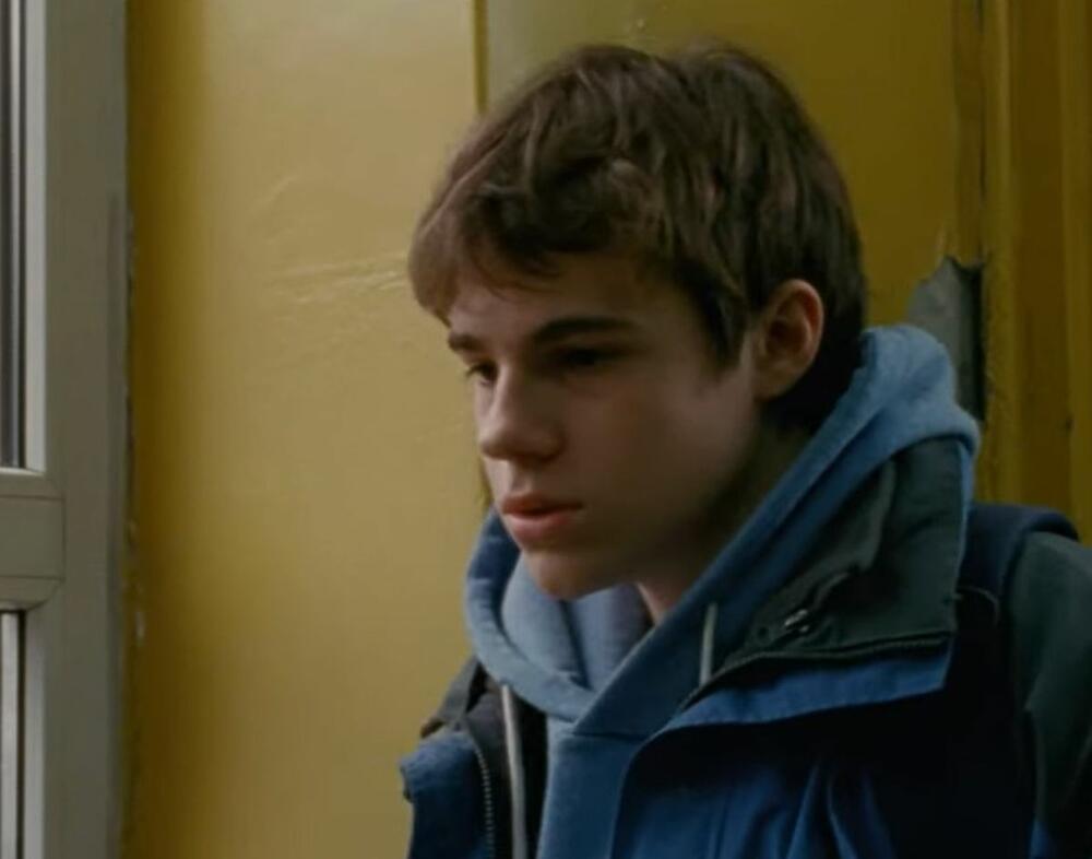 Glumac Jovan Ginić, koji igra u filmu 'Izgubljena zemlja' nagrađen je na Kanskom festivalu kao najbolji mladi glumac priznanjem 'Otkrovenje'