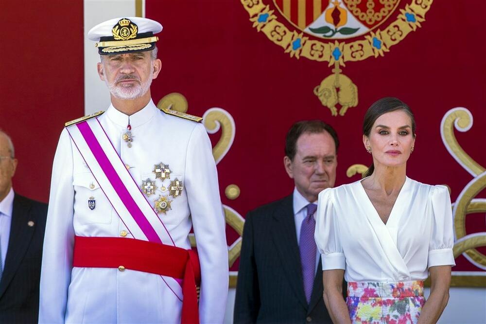 <p>Španska kraljica Leticija se pojavila, kao i uvek, u besprekornoj odevnoj kombinaciji.</p>