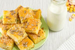 3 najlepša recepta za PROJU: Seljačka, moderna i posna, uspevaju iz prve, mekane, ne mrve se i mogu da stoje danima