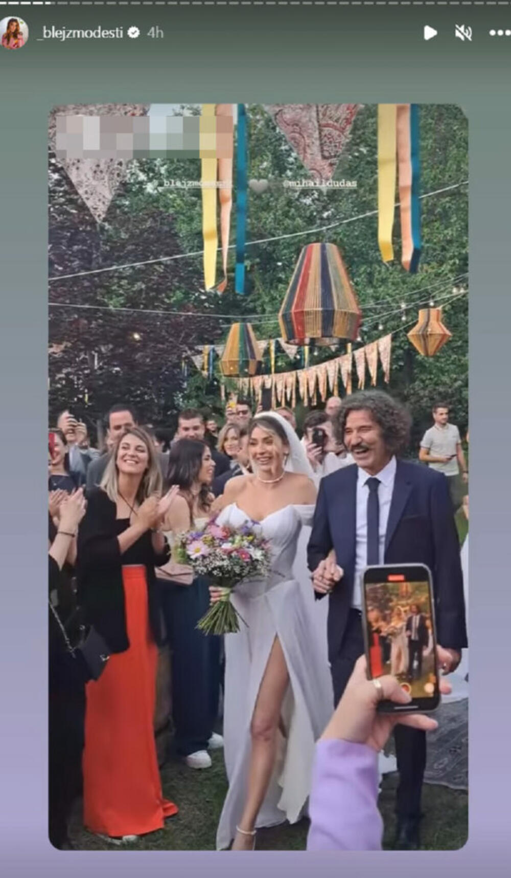 <p>Branka Pujić i Dragan Gagi Jovanović na Anđelinom venčanju pokazali su da se i dalje vole kao prvog dana!</p>