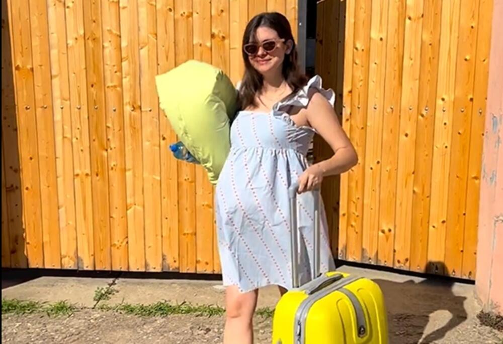 Trudna glumica kojoj je amputiran deo ruke i koju mnogi obožavaju u