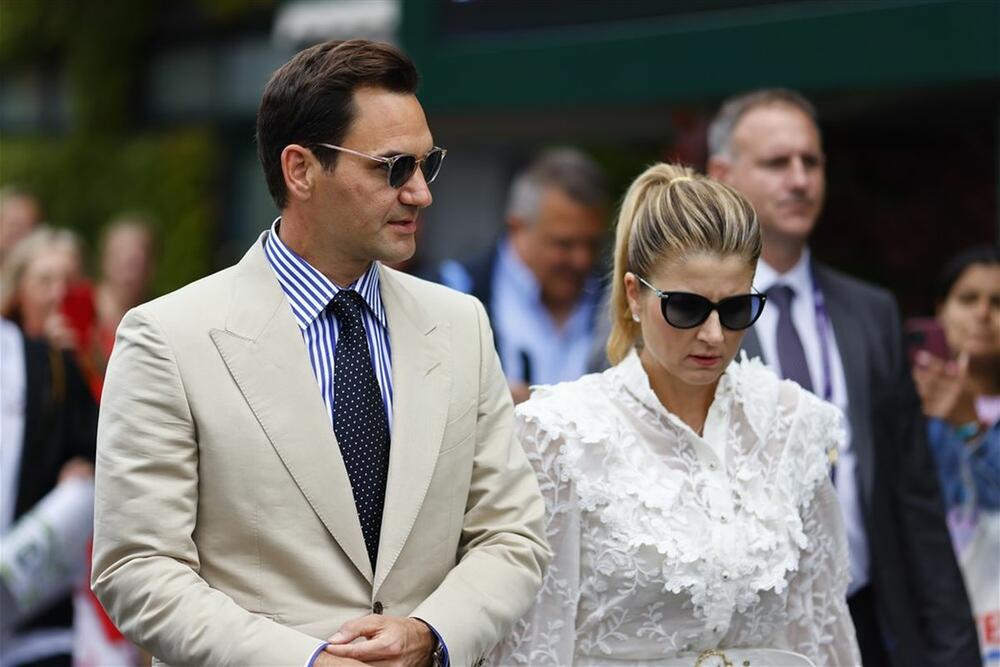 <p>Supruga Rodžera Federera pokazala je fantastičnu liniju.</p>