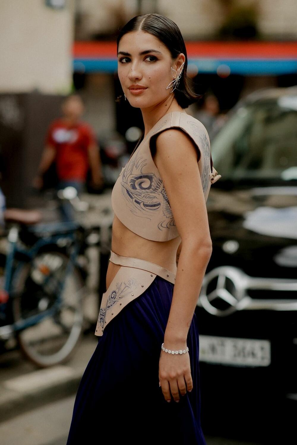<p>Slavna srpska modna influenserka je bila među modelima koji su u komadima čuvenih svetskih dizajnera prodefilovali ulicama glavnog grada Francuske. </p>