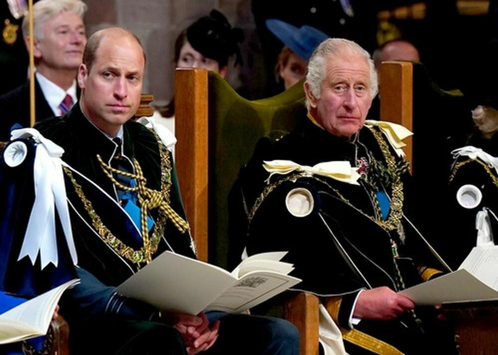 Princ Vilijam sa ocem, sadašnjim kraljem Čarlsom