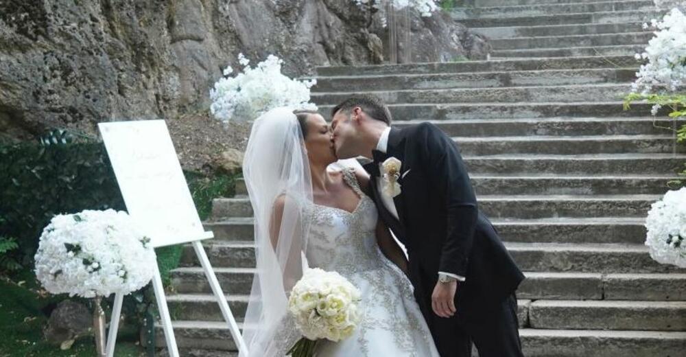 Pevačica Marija Mikić se udala za verenika Jovana Pantića